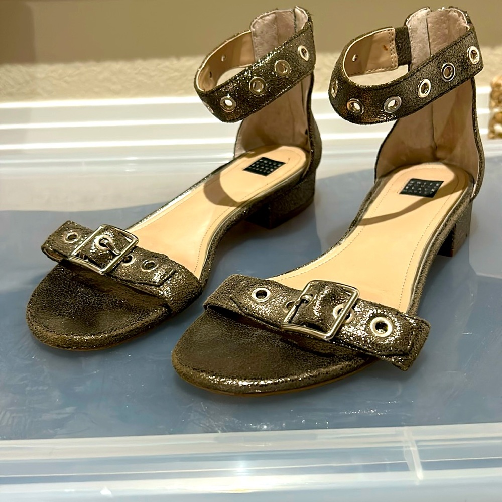 White House Black Market Gold Zip Sandals